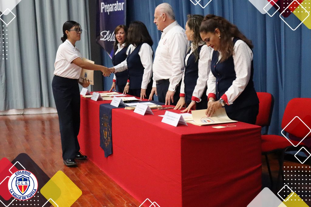 Clausura Prepa 4 Clausura Prepa 4