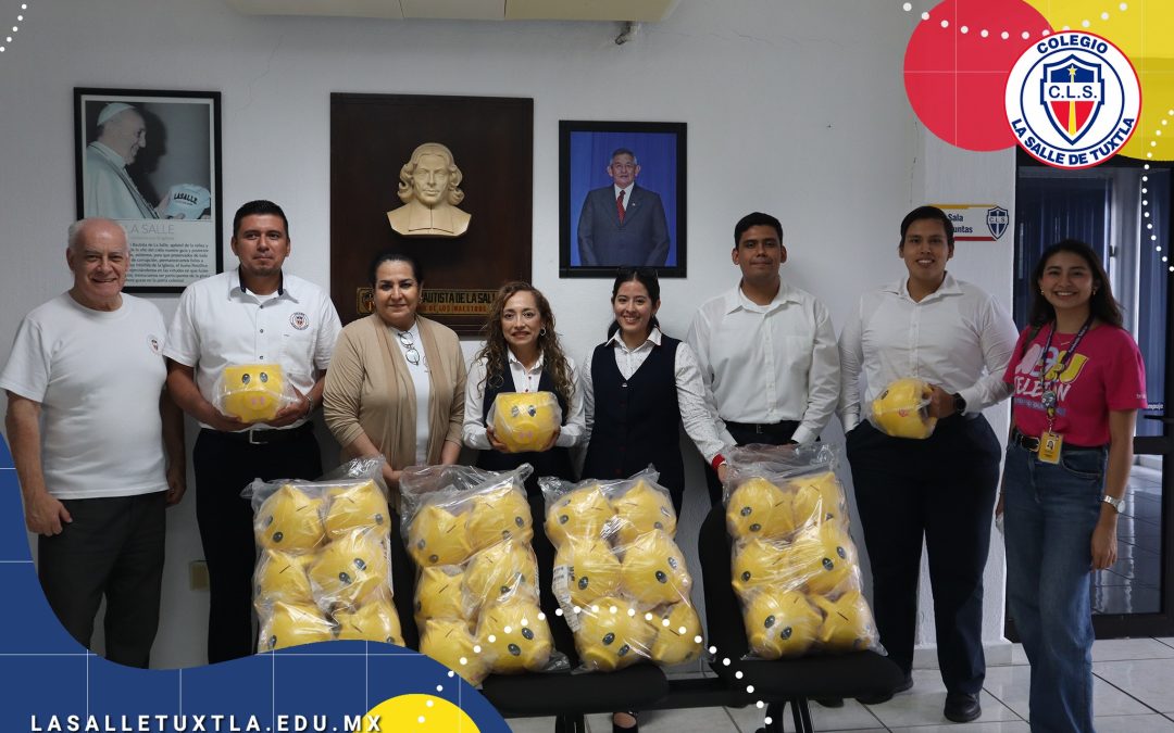 💛 ¡Un año más, sumando corazones! 🐷