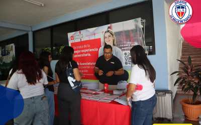 ¡Proyectando a un futuro de éxito! 📚