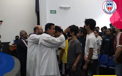 No me eches de tu presencia, ni quites de mí tu santo Espíritu 🤍